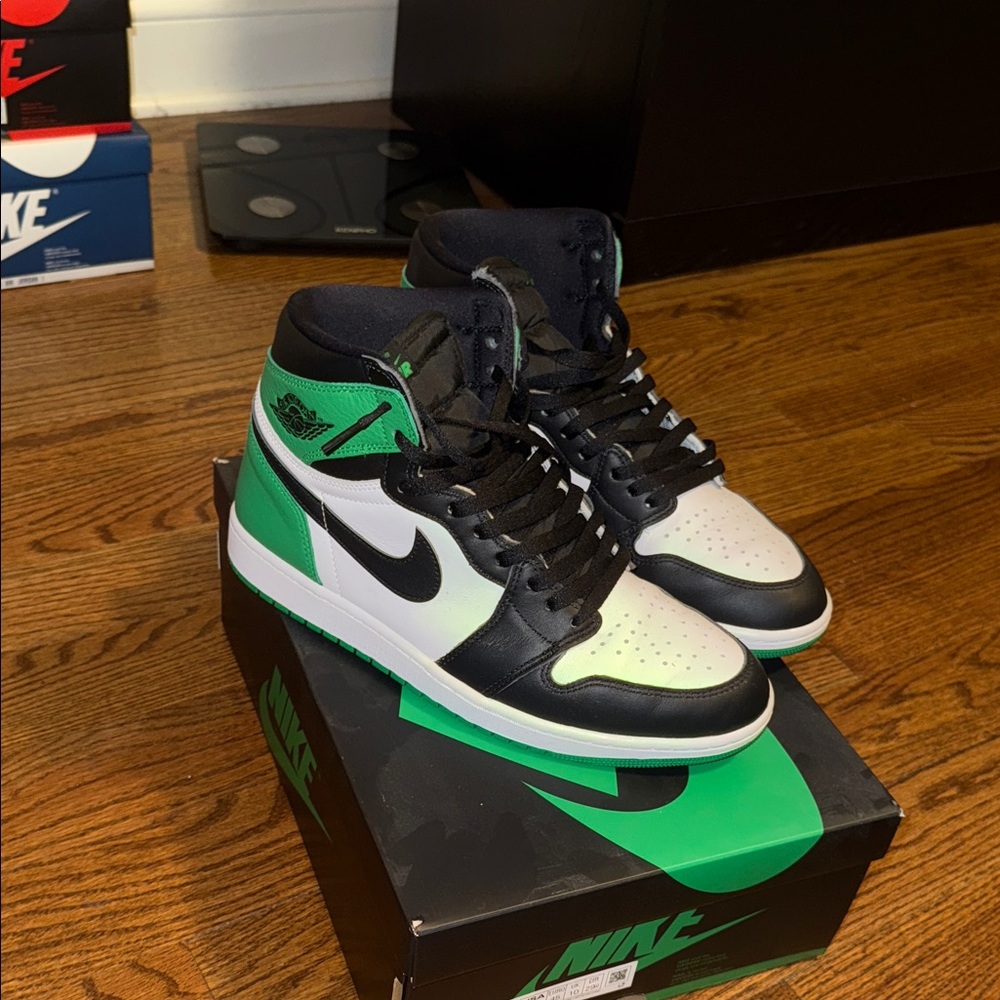 Nike Air Jordan 1 High Black and Green Sneakers
